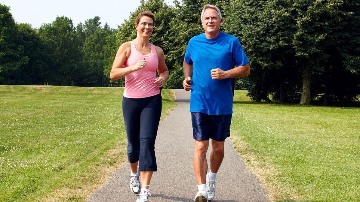 Jogging na świeżym powietrzu zapobiega bólom stawów