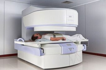 MRI do diagnozy osteochondrozy klatki piersiowej